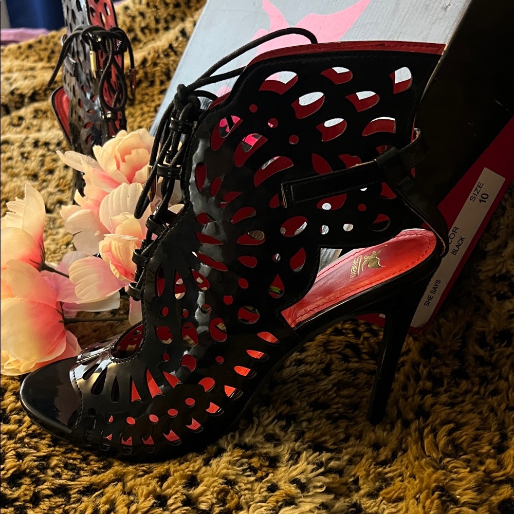 Shiekh Black and Red Lace-Up Heels 5 inch Stiletto with a unique cutout design. - Picture 4 of 8